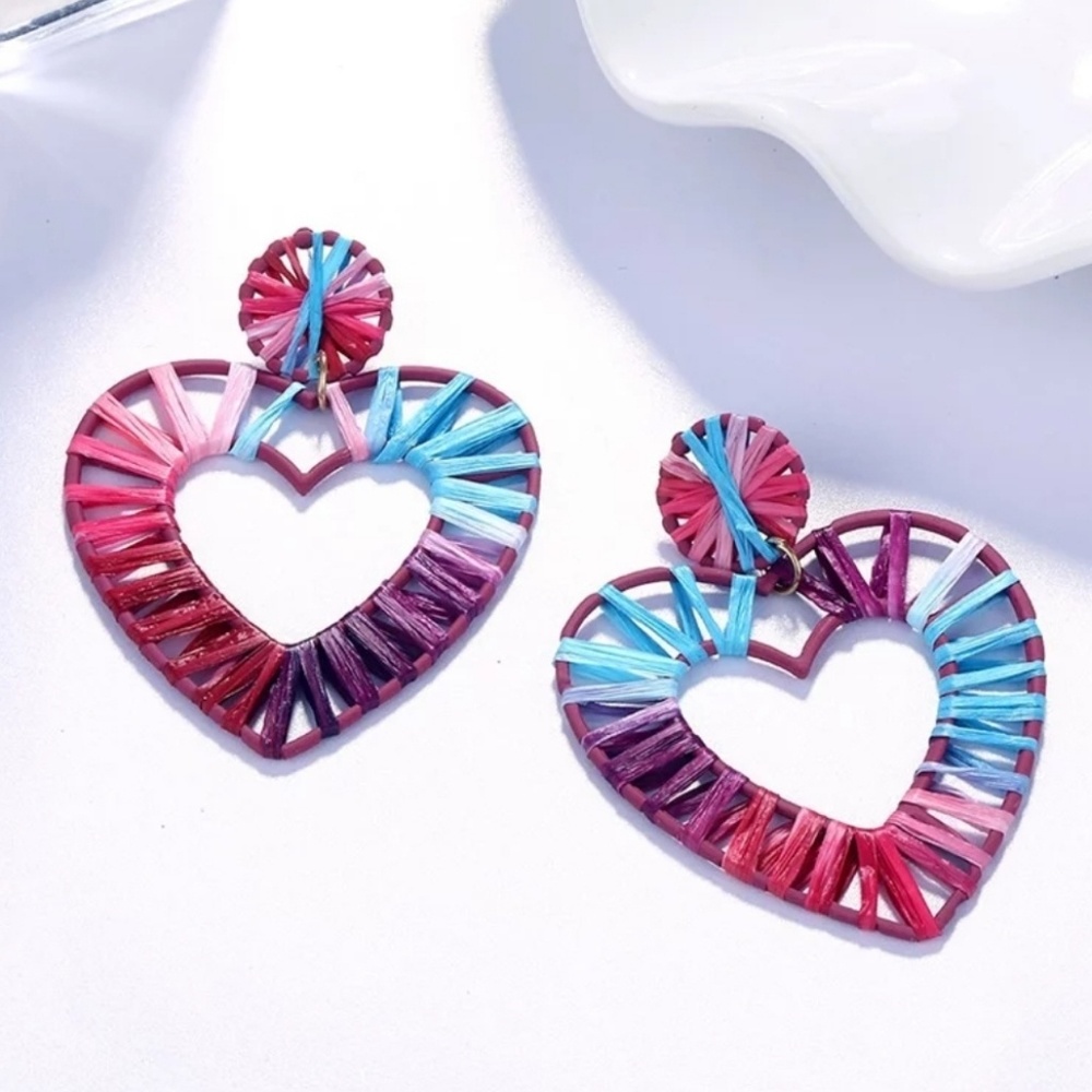 Kelsey rattan heart earrings